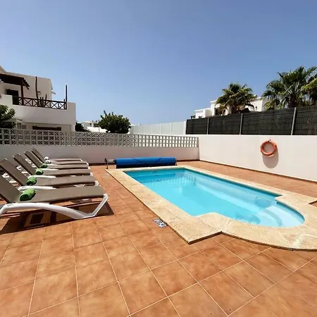 Eslanzarote Varadero, Heated Pool ヴィラ プラヤ・ブランカ
